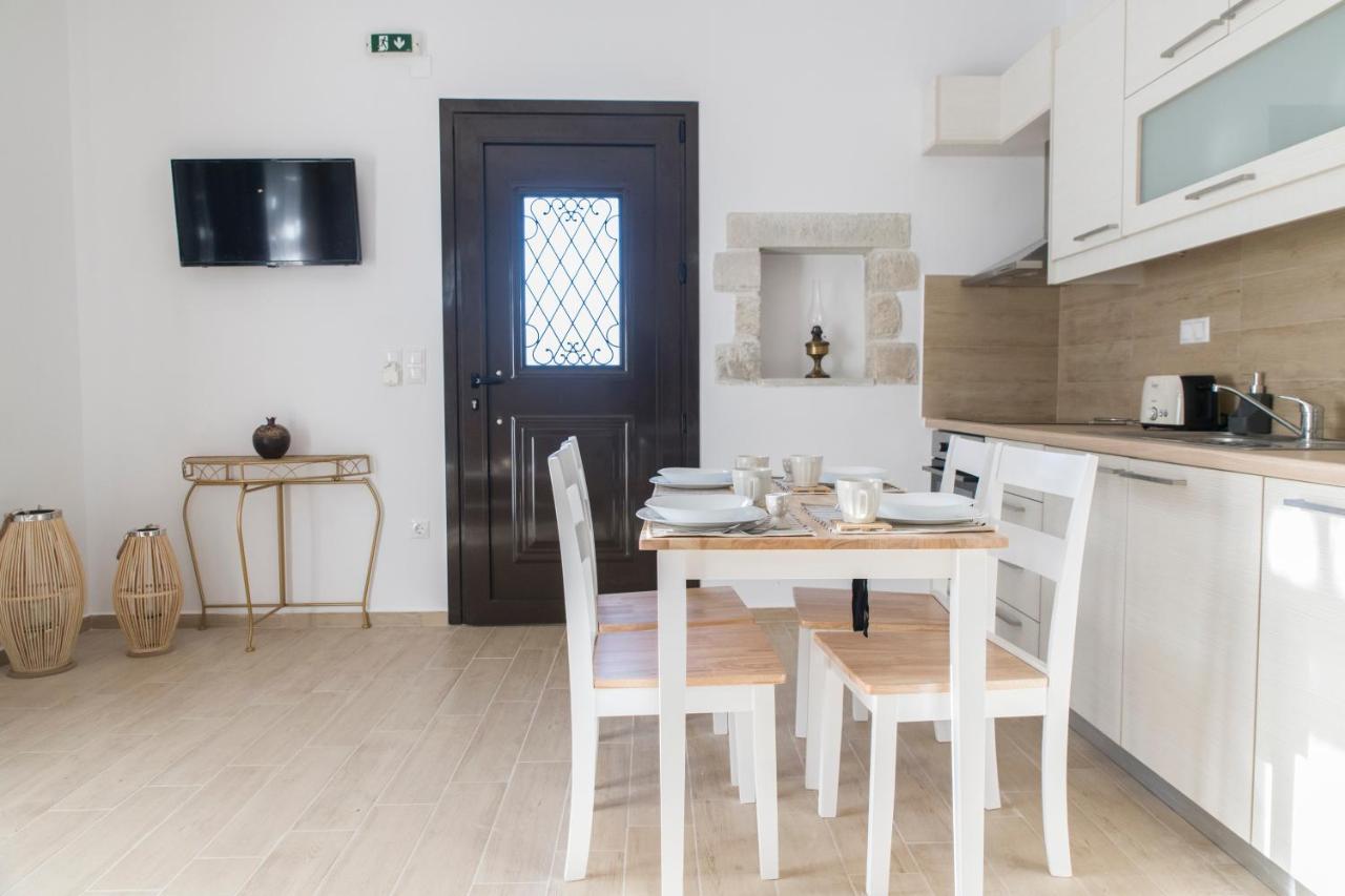 Villa Mira Kamilari Ngoại thất bức ảnh