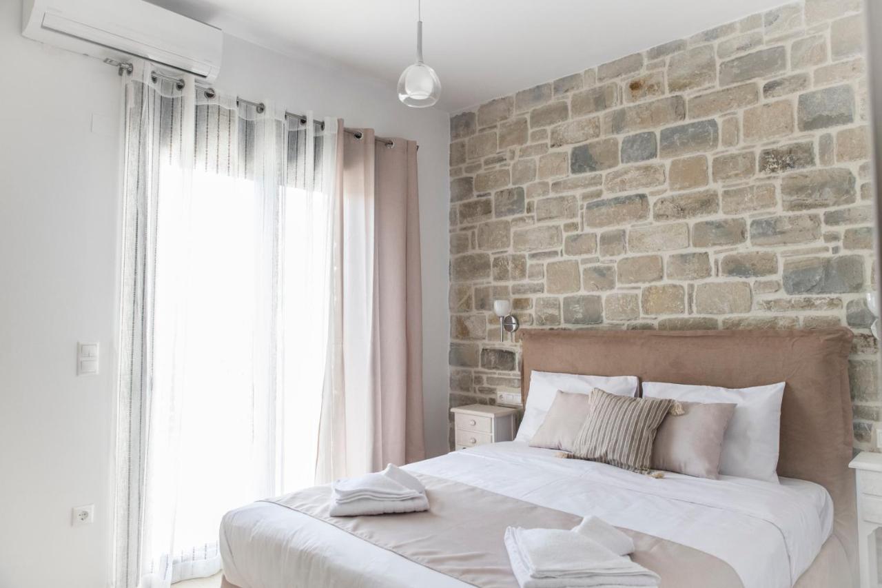 Villa Mira Kamilari Ngoại thất bức ảnh