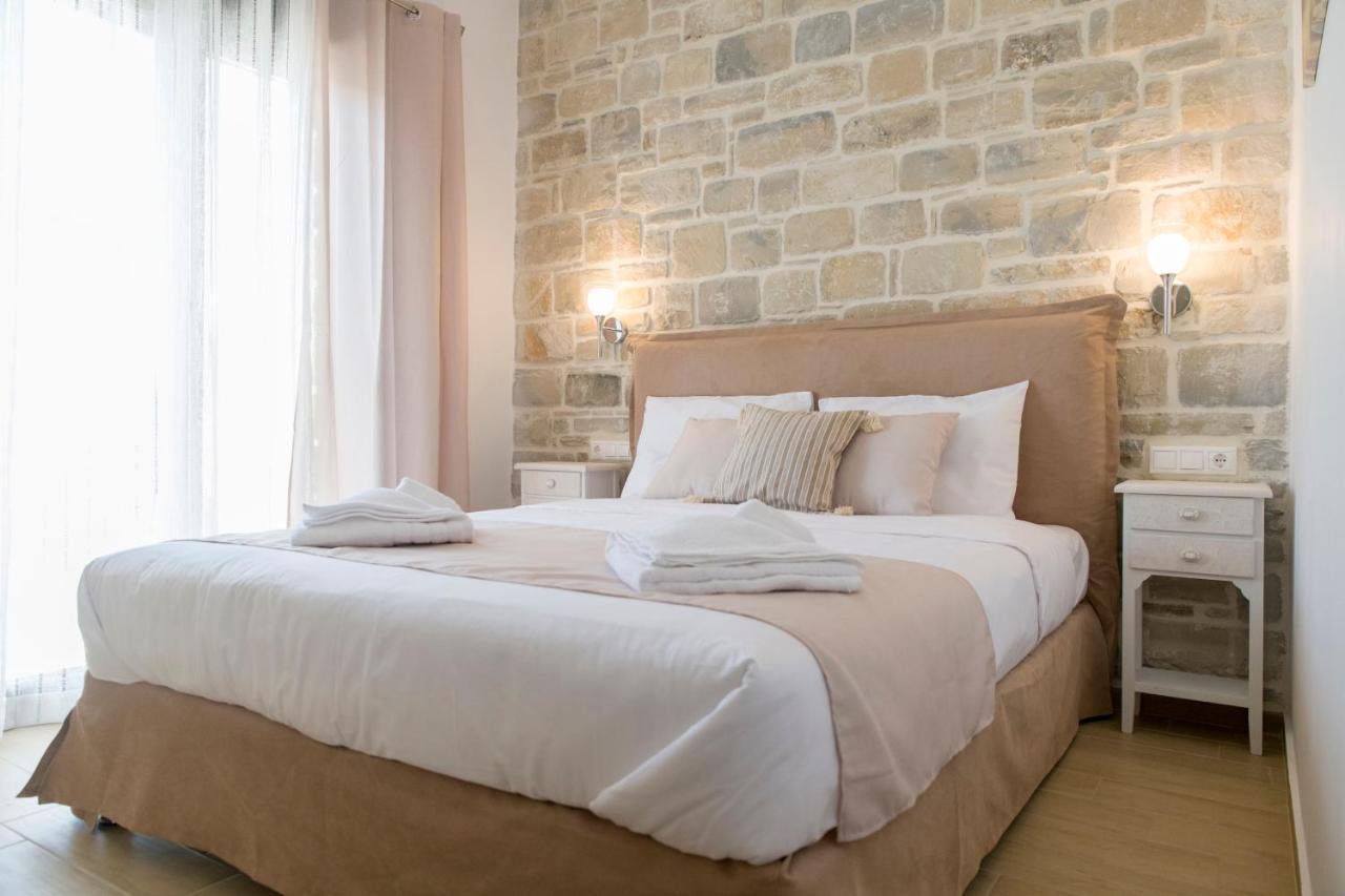 Villa Mira Kamilari Ngoại thất bức ảnh