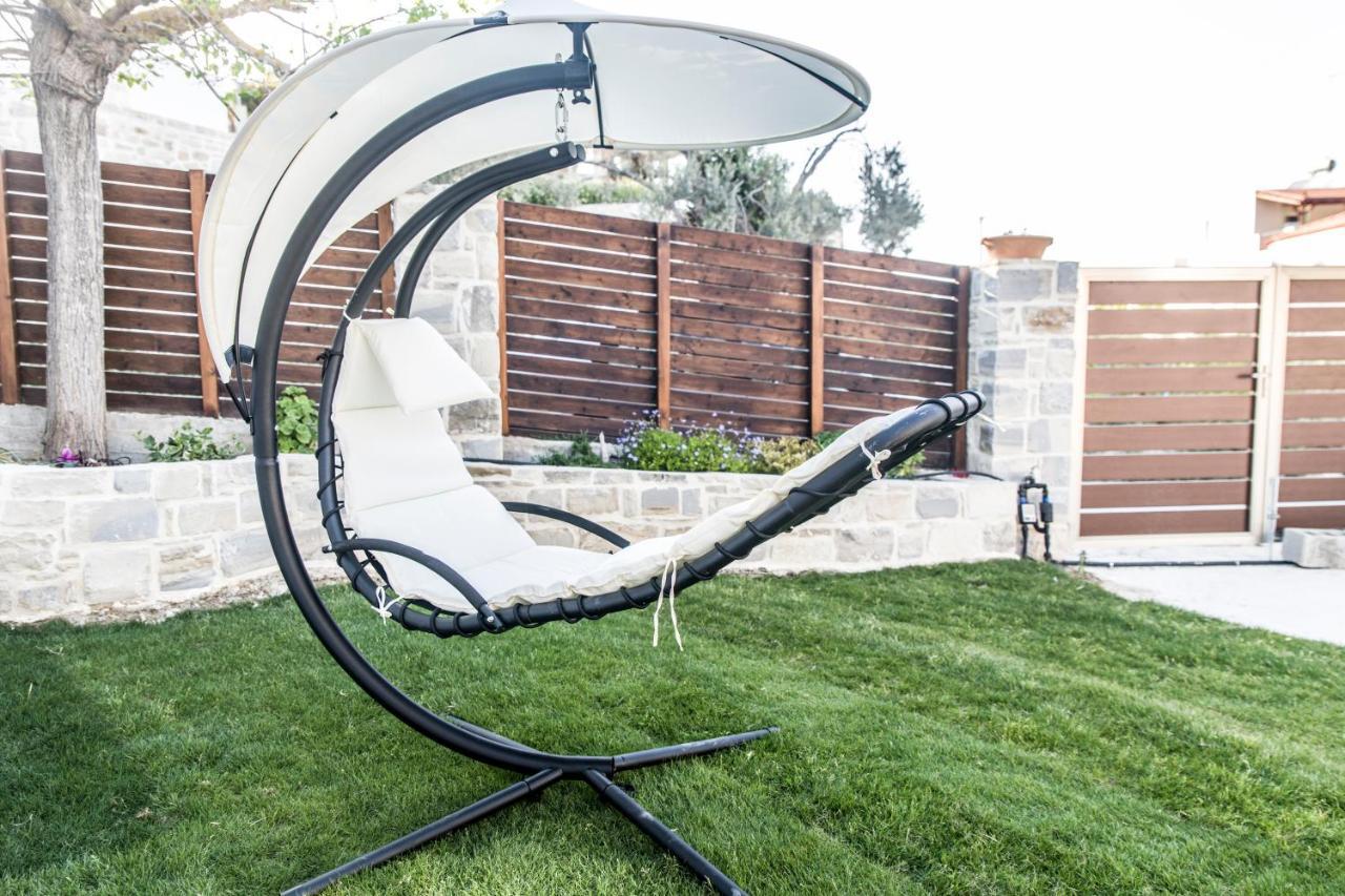 Villa Mira Kamilari Ngoại thất bức ảnh